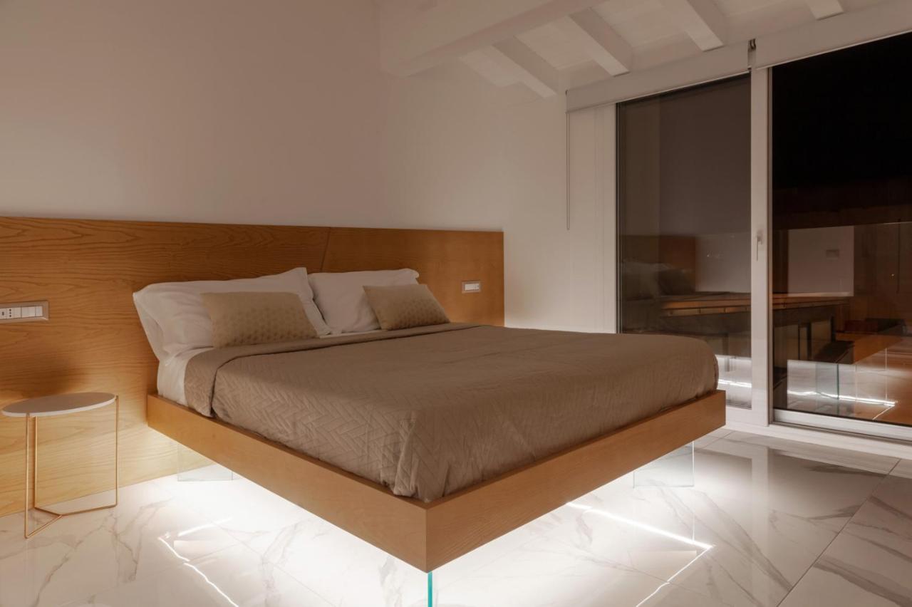 Cordovena Suites Capo dʼOrlando Zewnętrze zdjęcie
